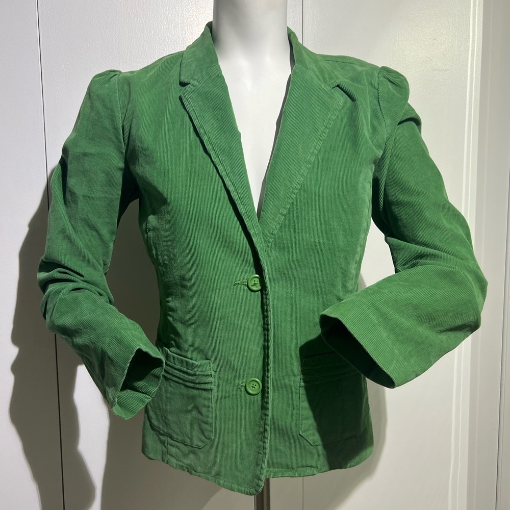 EUC Old Navy Women’s Crop Blazer